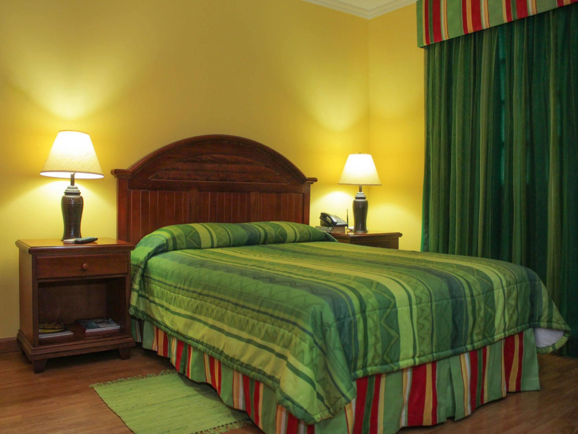 L'Orchidee Boutique Hotel Port of Spain Екстериор снимка