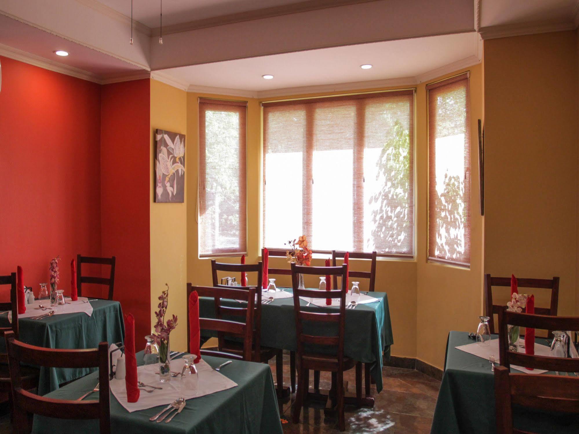 L'Orchidee Boutique Hotel Port of Spain Екстериор снимка