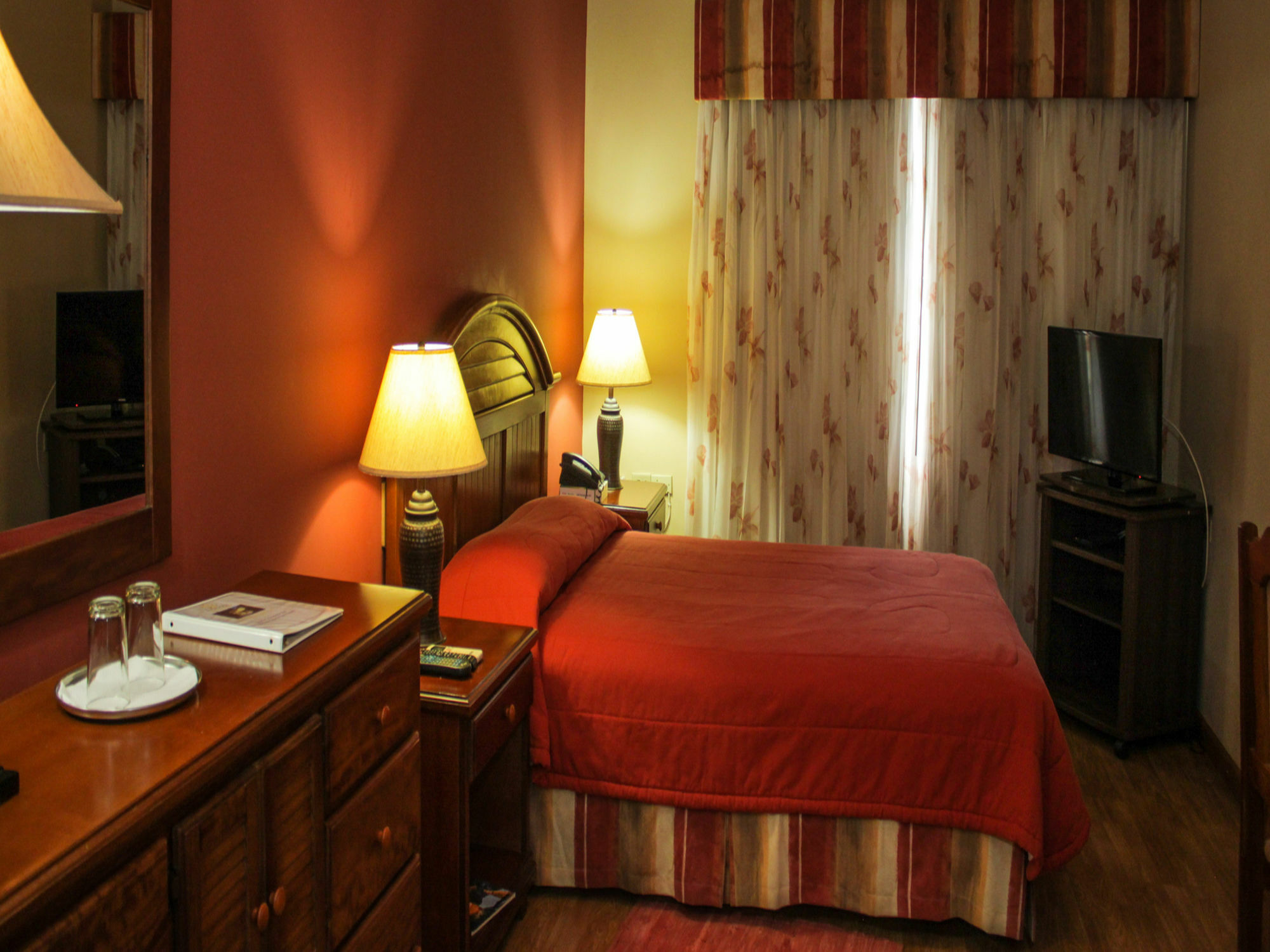 L'Orchidee Boutique Hotel Port of Spain Екстериор снимка